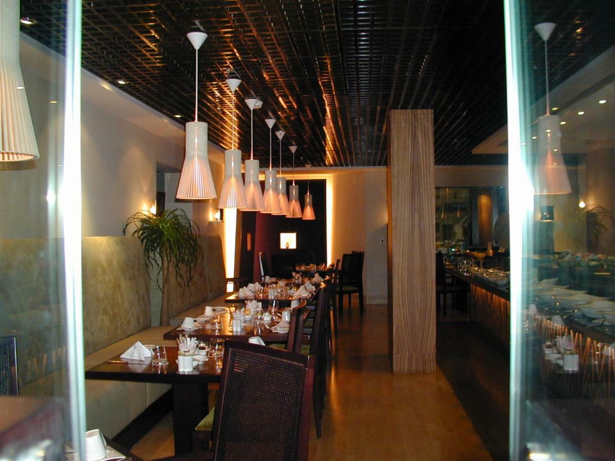 Le Royal Tower Hotel Kuwait City Eksteriør billede
